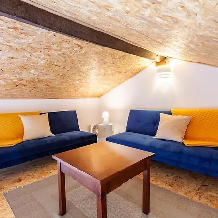 Pensión Bloomoon House 3*