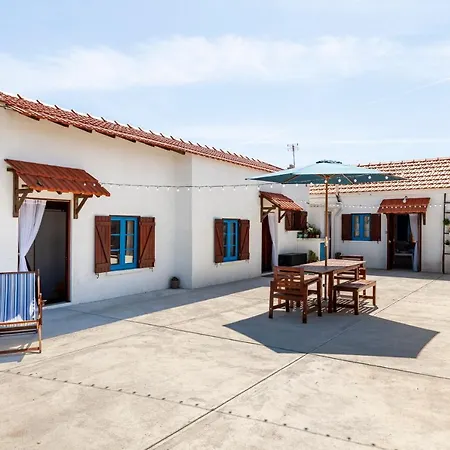 בית הארחה Bloomoon House *