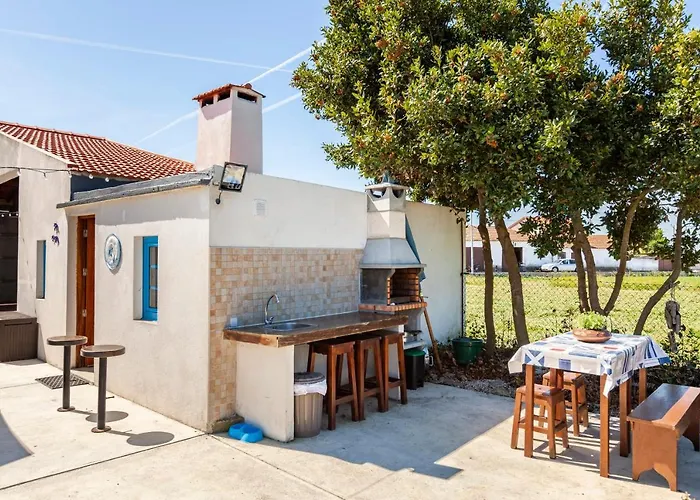 Bloomoon House Pensjonat Bunheiro